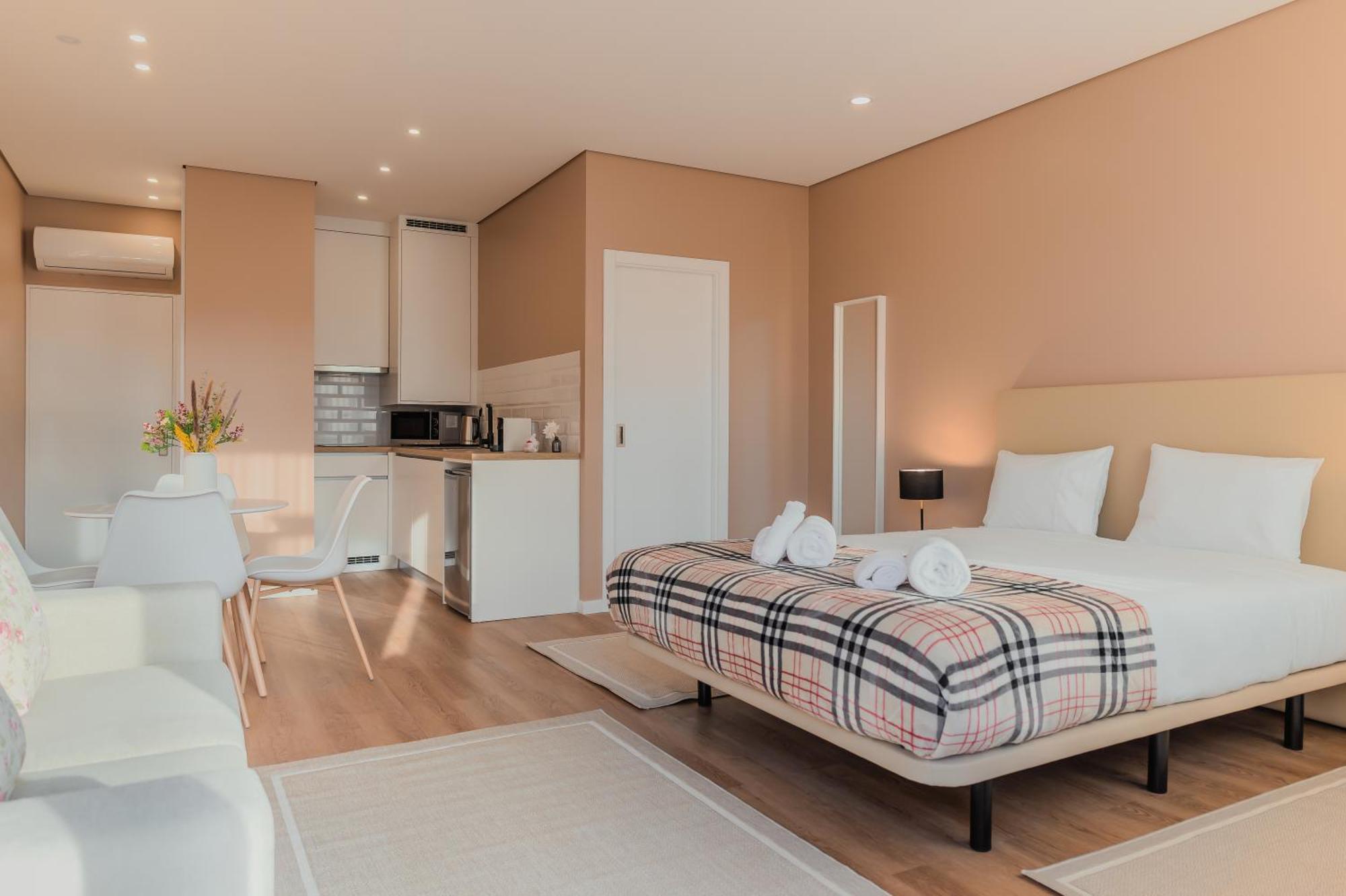 Primeiro Quartel Apartments - 3 Peso da Regua Ngoại thất bức ảnh